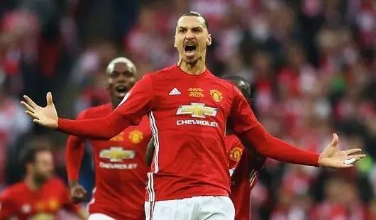 在压力下犯 在压力下犯