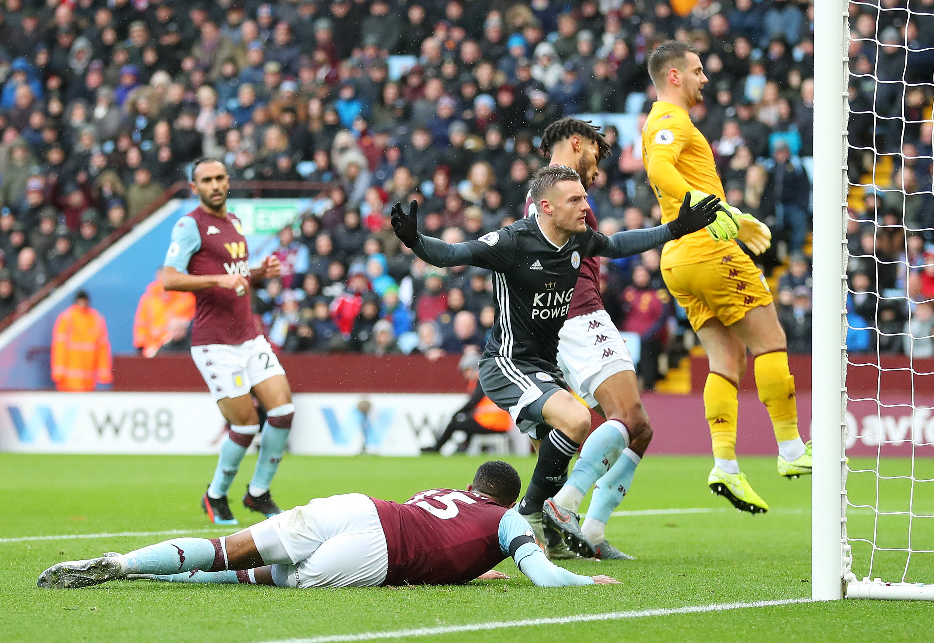 他们在中场 他们在中场