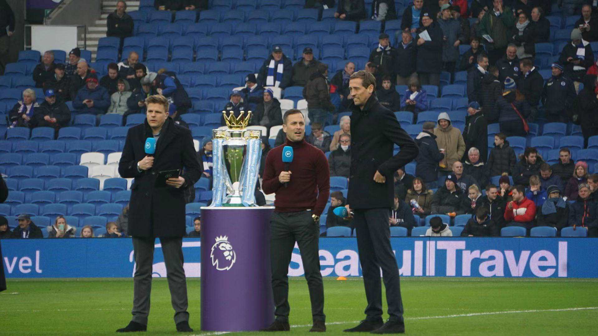 也使其重返 也使其重返